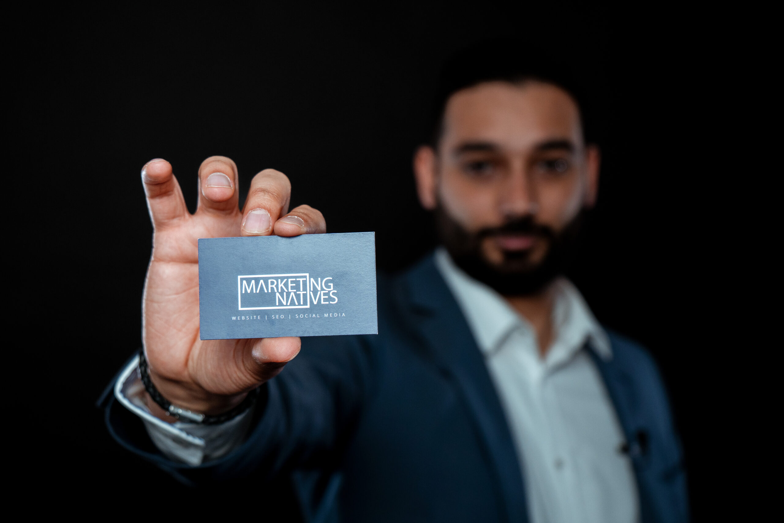 Argin Vartanian - Marketing Natives Visitenkarte
